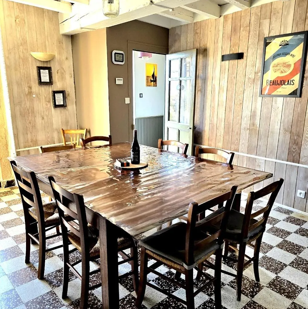 O Beaujolais Chiroubles Villa Holiday home